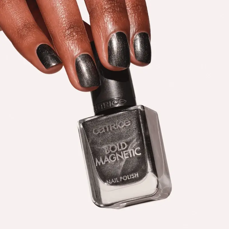 Catrice Magnetic Nail Polish Bold Magnetic 040 , 10,5 ml - Image 5