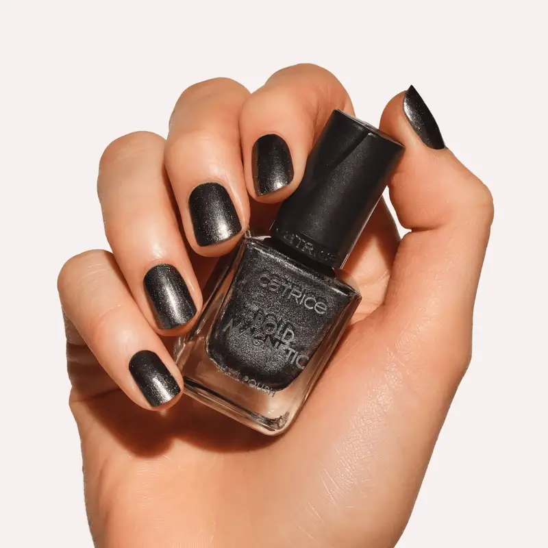 Catrice Magnetic Nail Polish Bold Magnetic 040 , 10,5 ml - Image 6