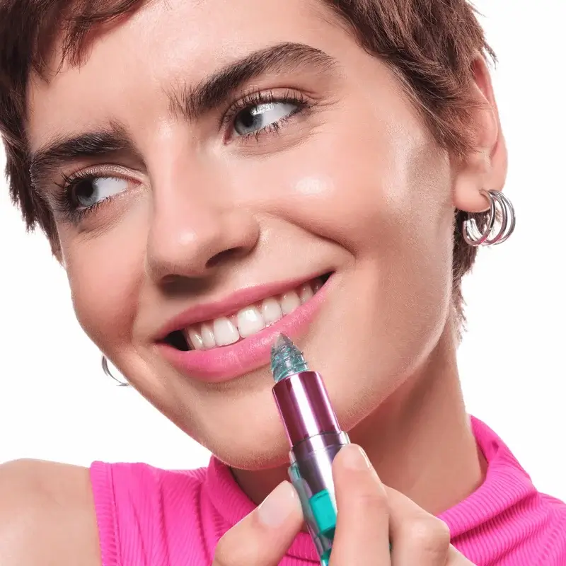 Essence Aqua Jelly Colour Changing Lipstick, 2.8g - Image 5