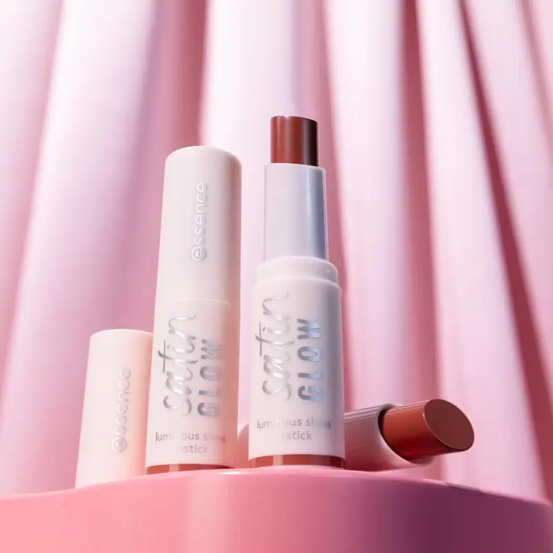 Essence Lipstick Satin Glow Luminous Shine 04 , 3,5 gr - Image 9