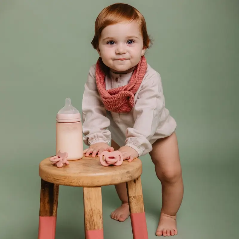 Suavinex Silicone Bottle 240 Ml, Medium Flow (M), +3 Months, Rosewater - Image 5